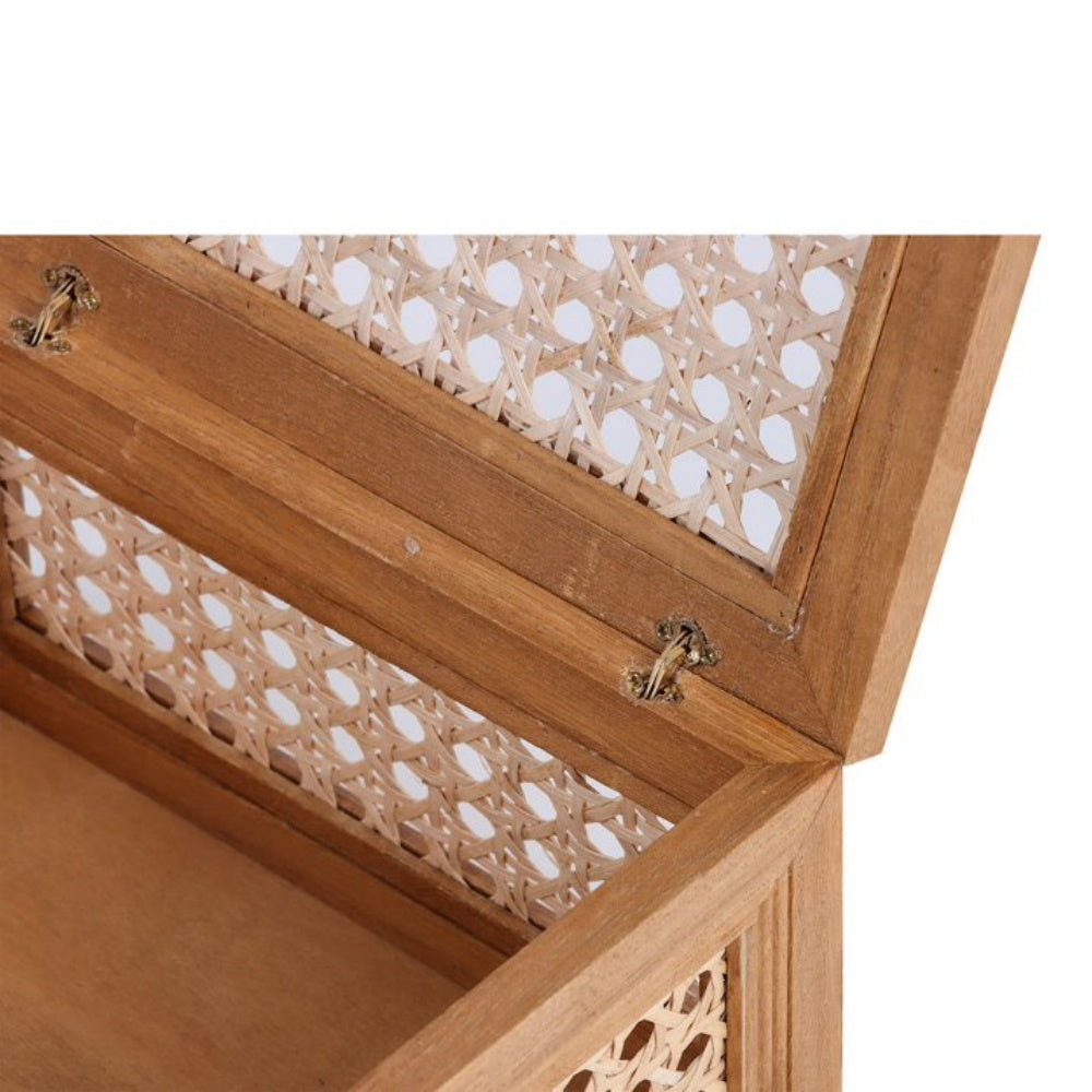 Close-up of the woven cane panel and clasp